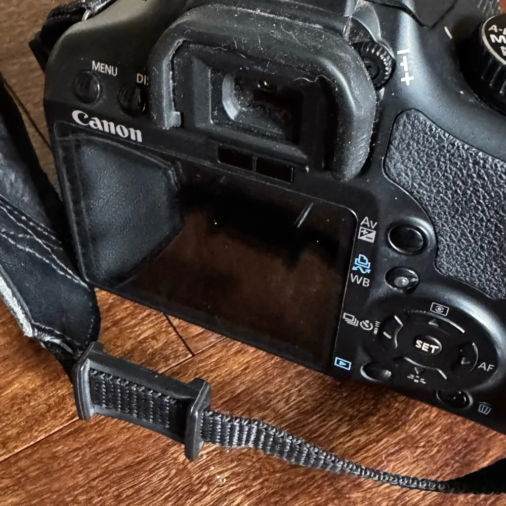 Canon EOS Rebel T3i DSLR Camera Bundle w/ 18–55mm Lens + Canon Bag